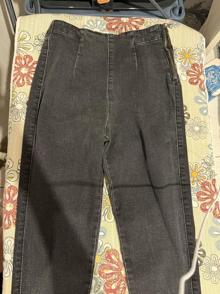 Джинсы скини