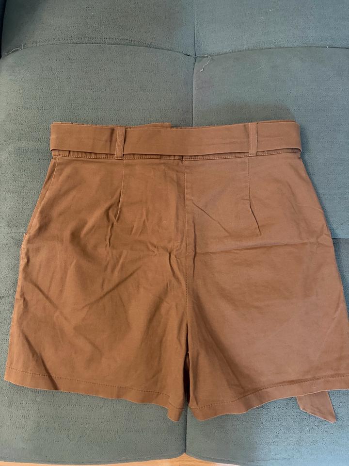 Шорты коричневые