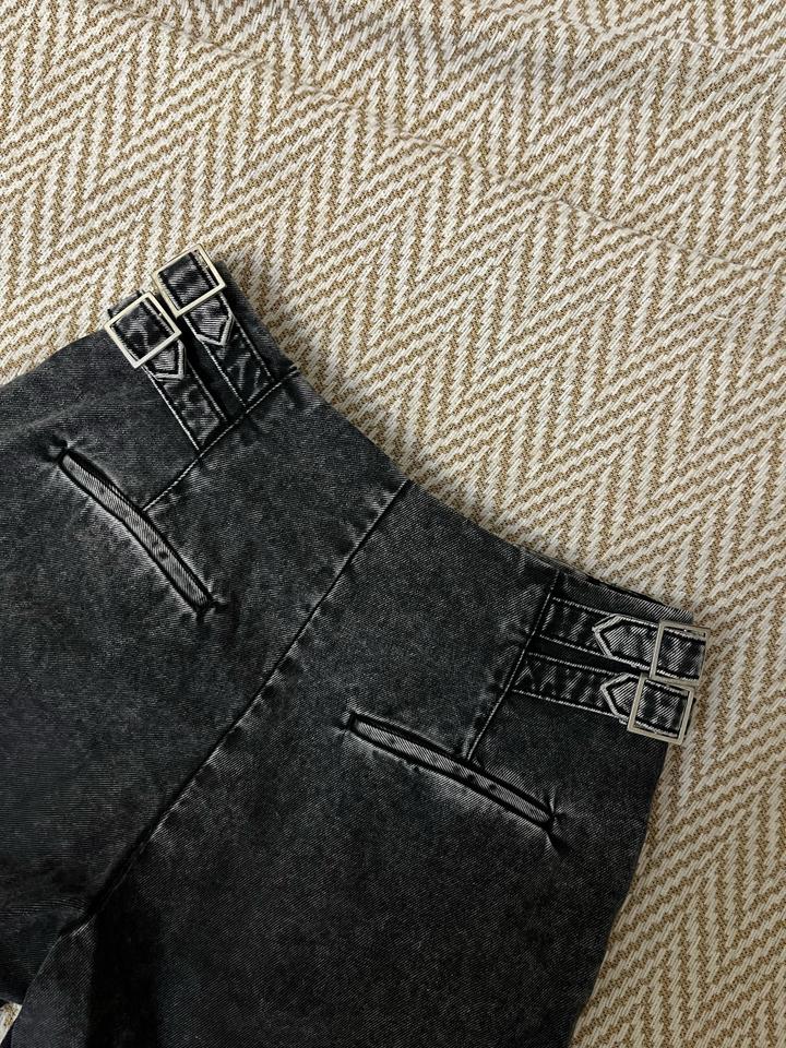 Джинсы Bershka