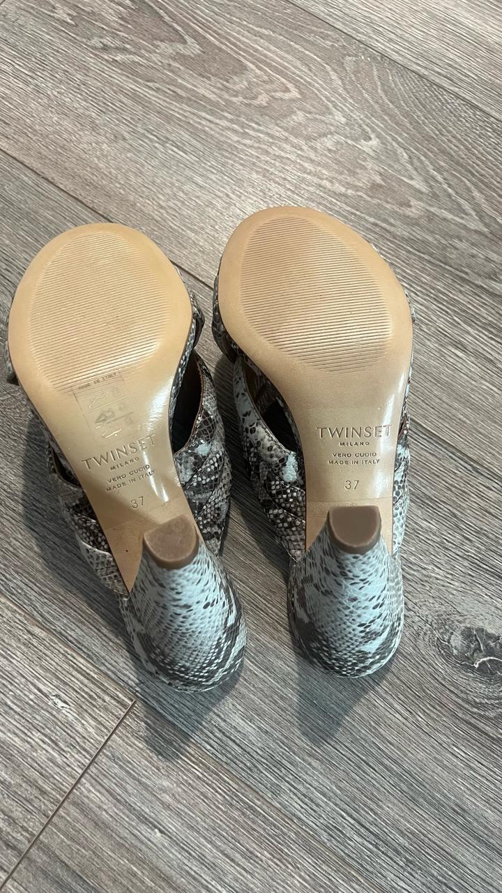 Босоножки из кожи Twinset Milano