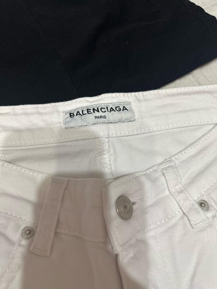 Джинсы Balenciaga в белом цвете