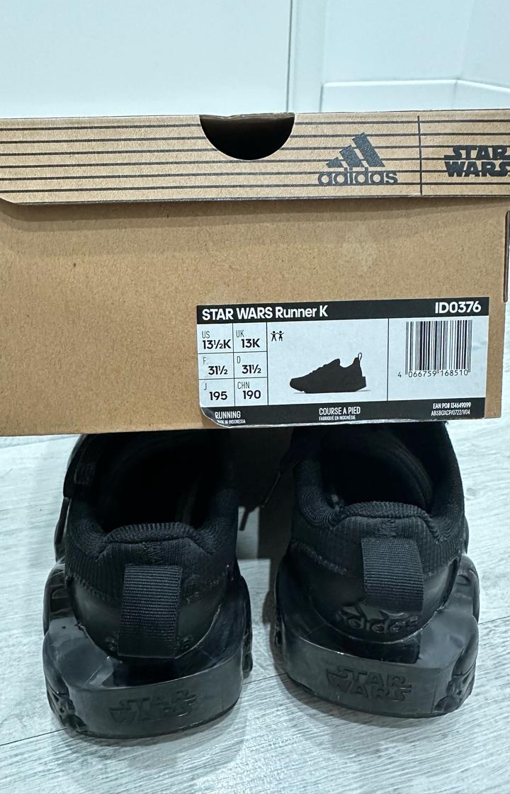Детские кроссовки adidas x Star Wars (оригинал), размер 31 (13k)