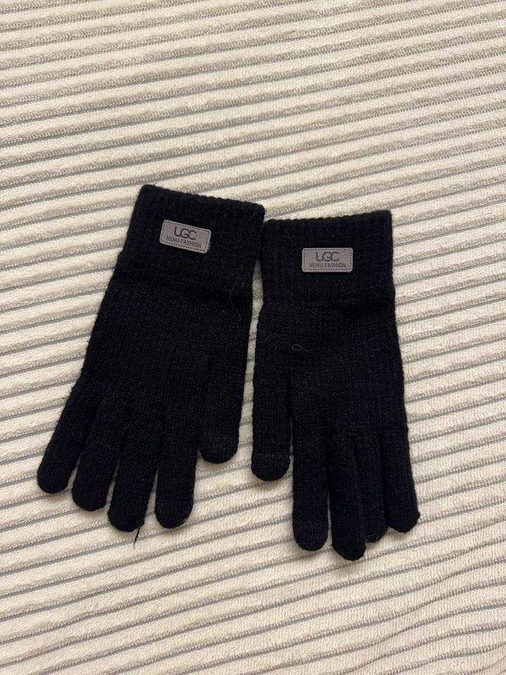 Перчатки ugg