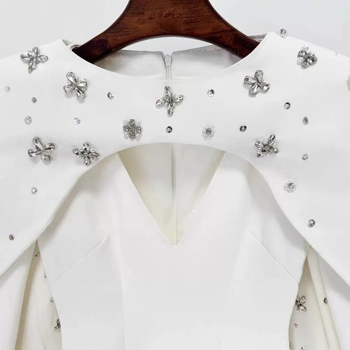 Нарядное новое платье