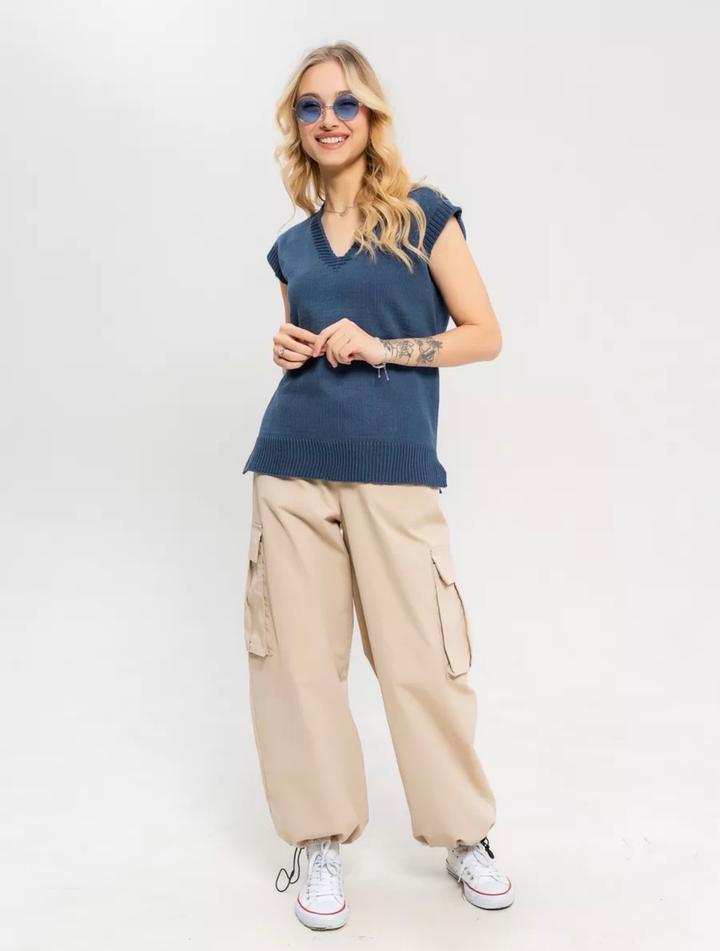 Жилетка вязанная утпленная