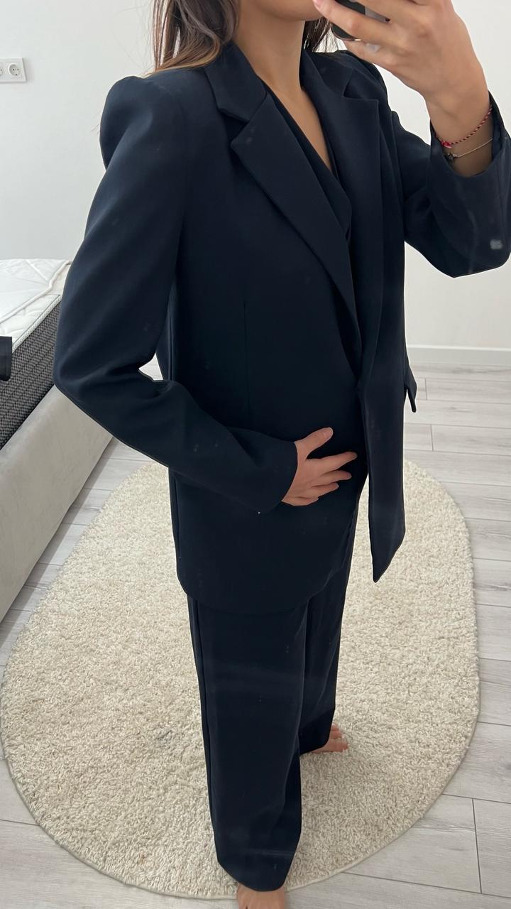 Костюм тройка