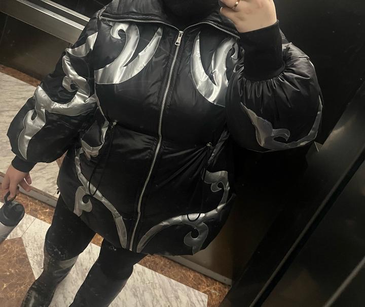 Продам зимнюю куртку