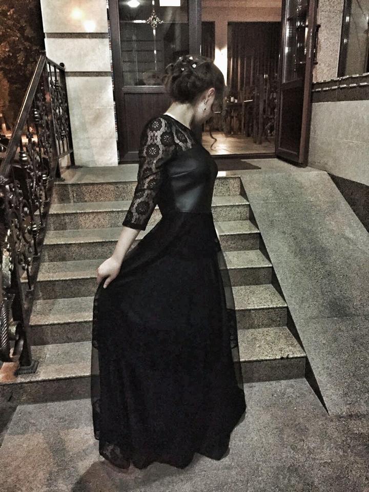 Платье вечернее