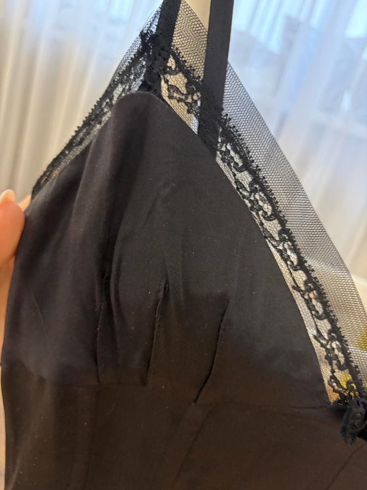 Топ Dolce Gabbana