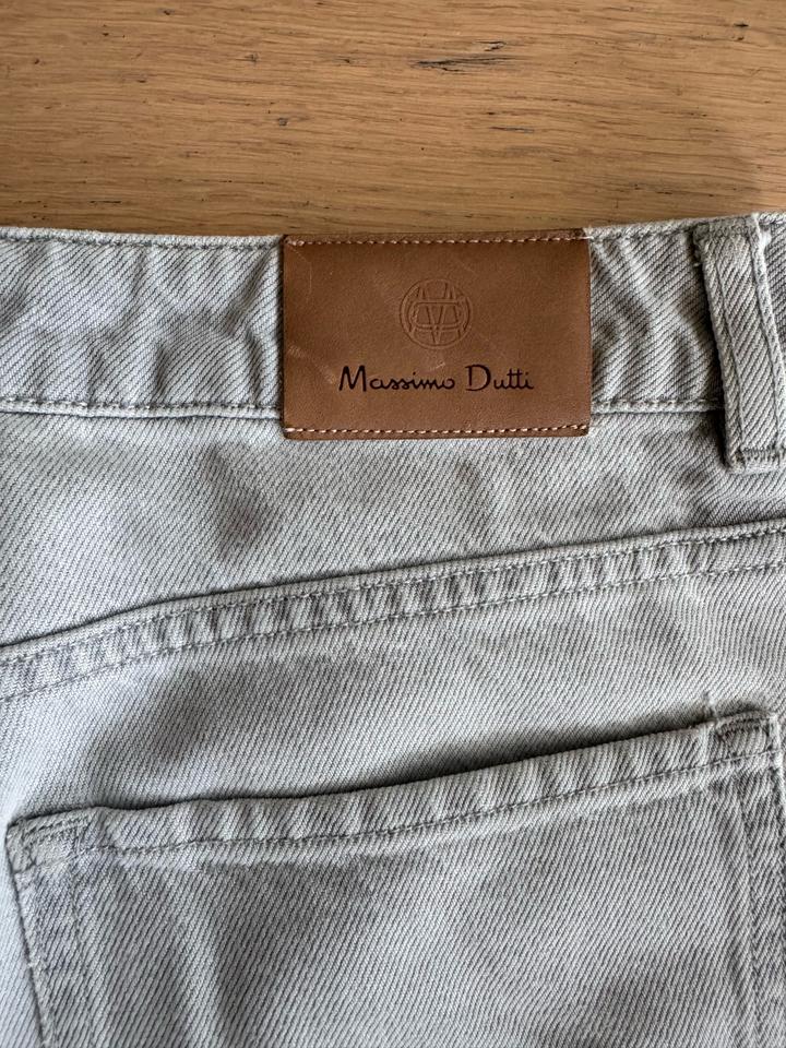 Джинсы укороченные Massimo Dutti