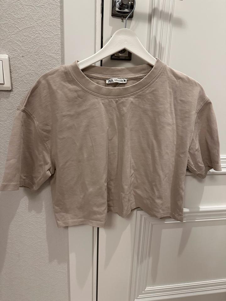 Zara короткая футболка