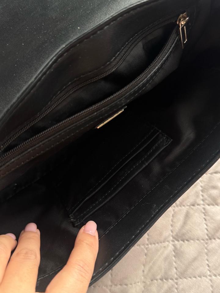 Сумка Guess
