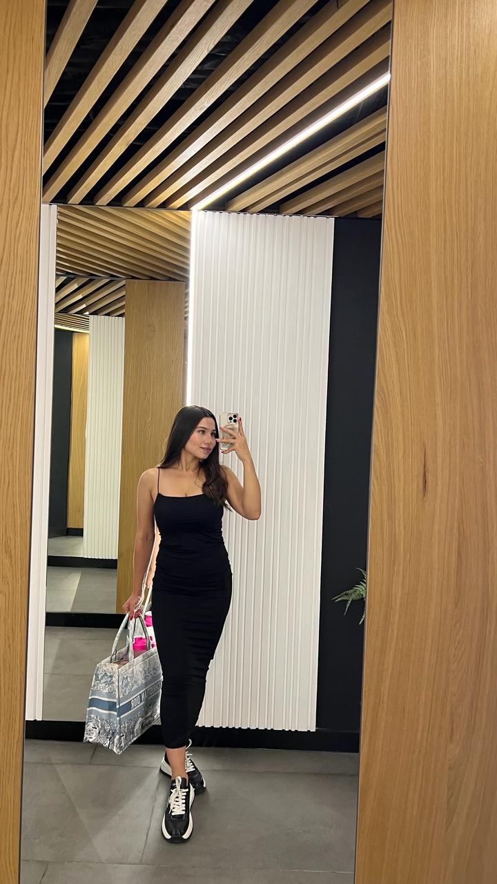 Платье под skims от Zara, размер XS в черном цвете, облегает