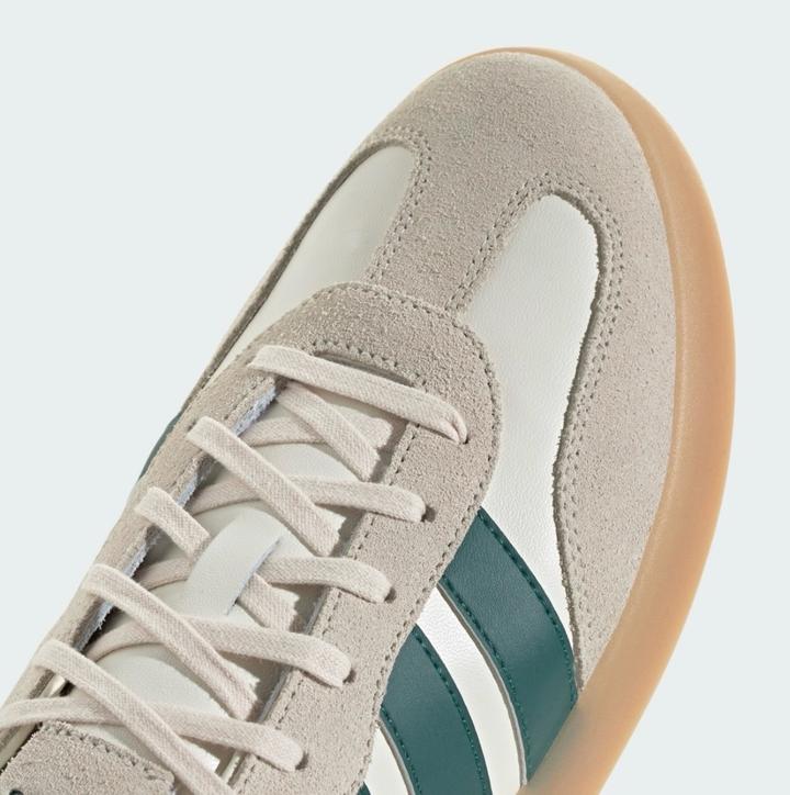 Кроссовки Adidas BARREDA DECODE