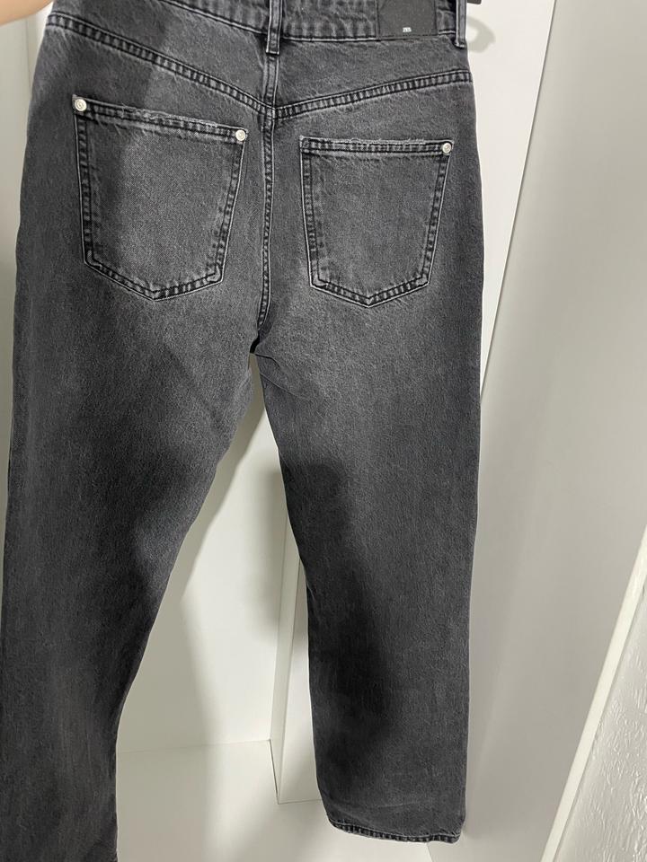 Джинсы Zara