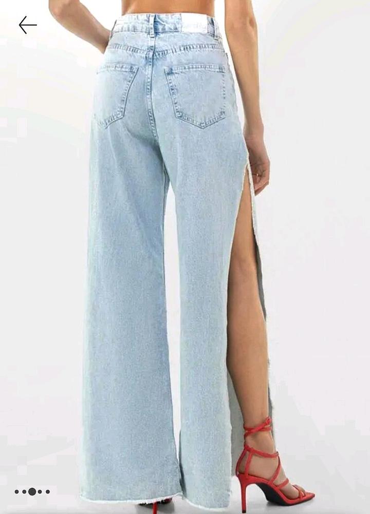 Джинсы Bershka