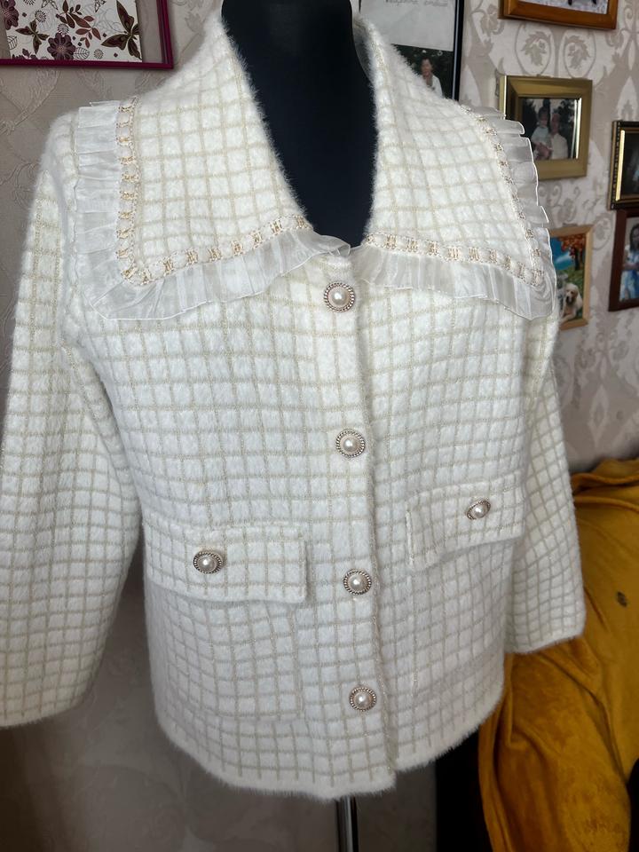 Милая пушистая кофта