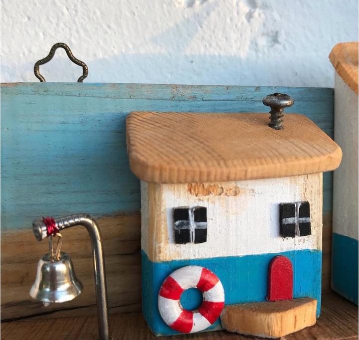 Ключница. Вешалка.