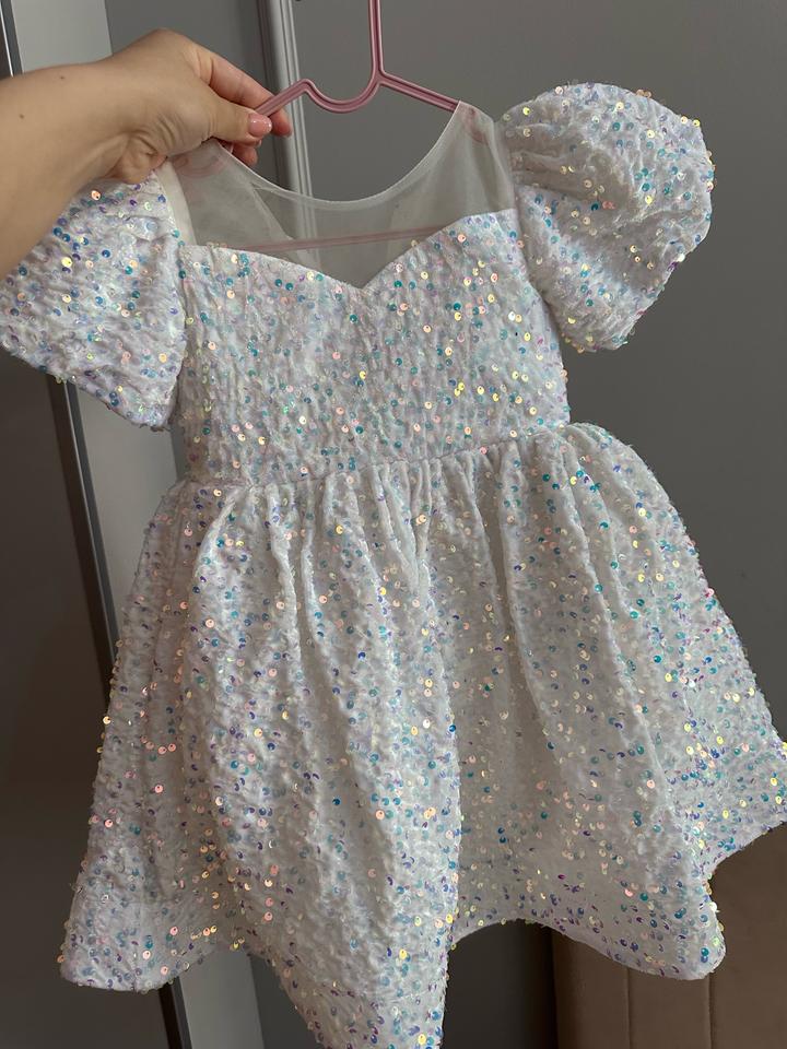 Нарядное платье