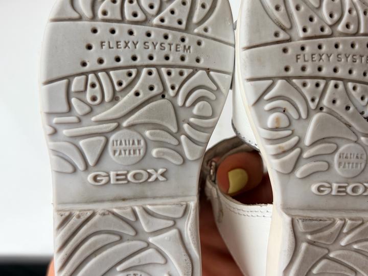 Босоножки для девочки 1-1,5 г. Geox