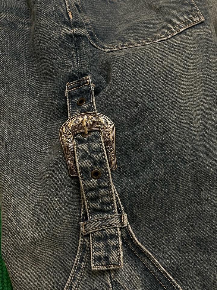 Джинсы Zara