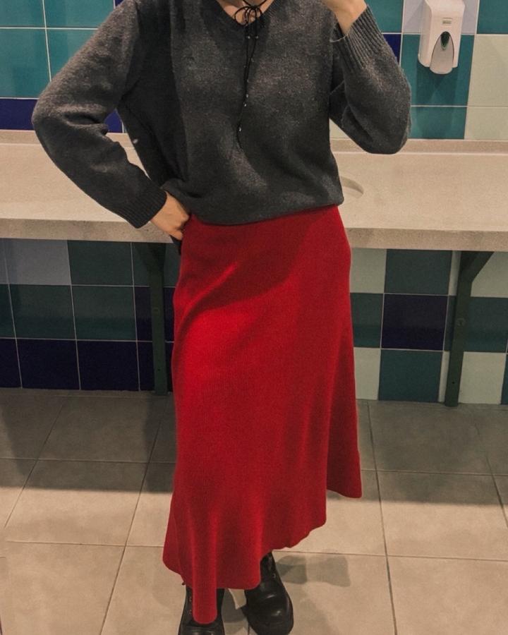 Красная юбка mango