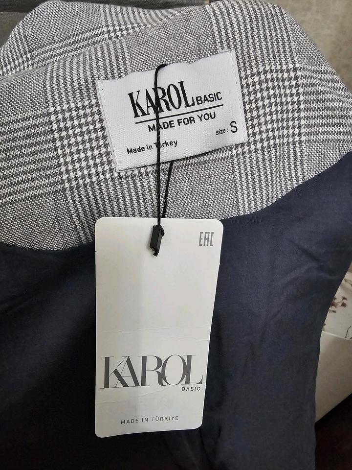 Пиджак серый от Karol