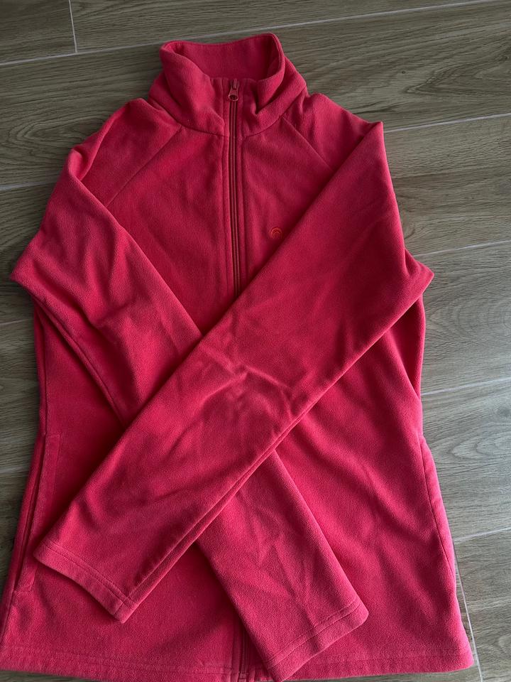 Спортивная кофта теплая