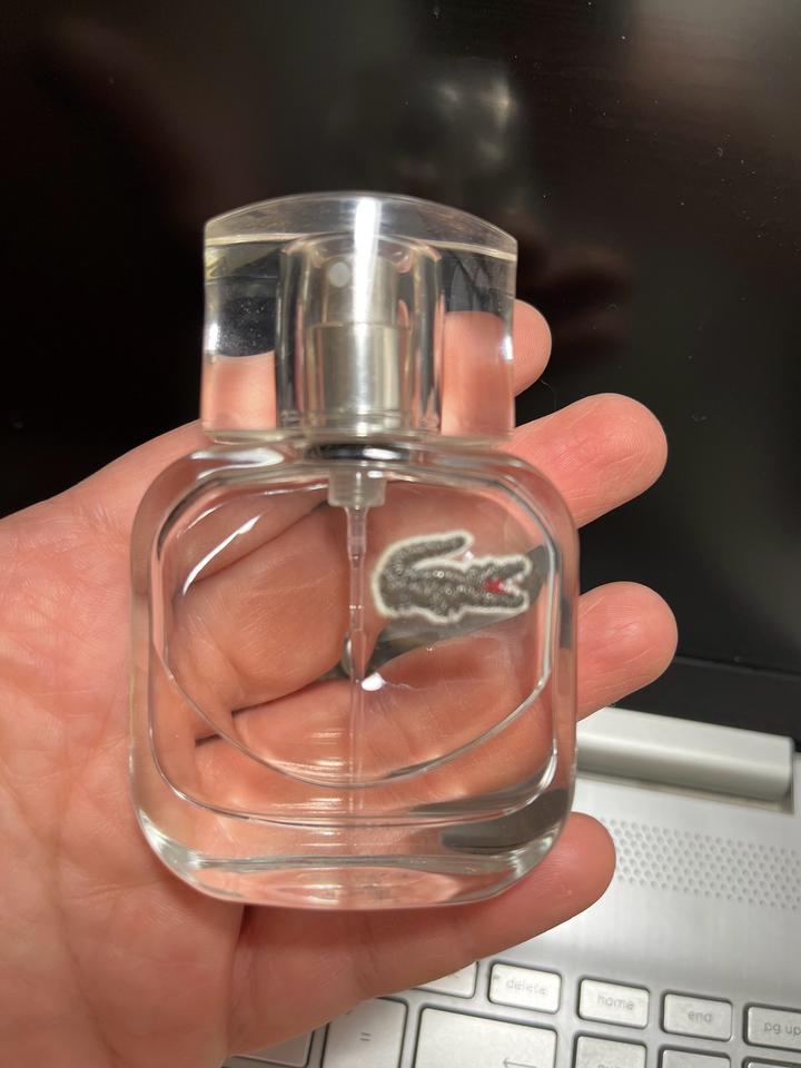 Туалетная вода Lacoste.