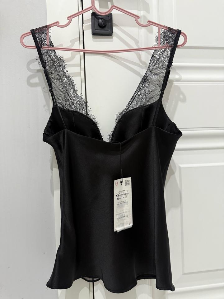 Атласный топ с кружевами Zara новый
