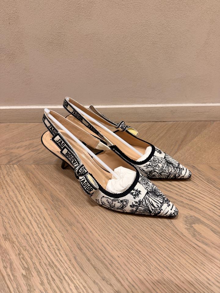 Туфли Dior J’Adior Slingback Tiger Edition
