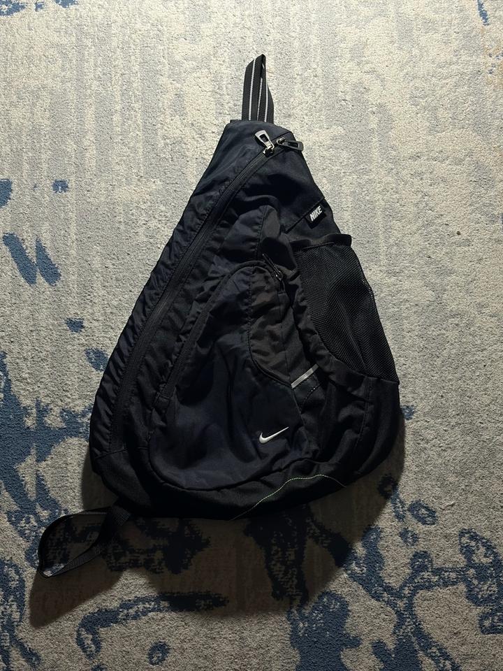 Nike слингбэг