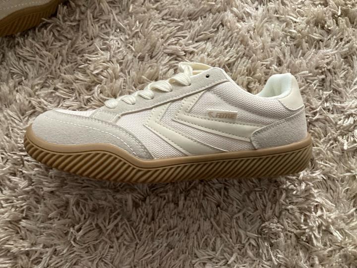 Повседневные кеды кроссовки