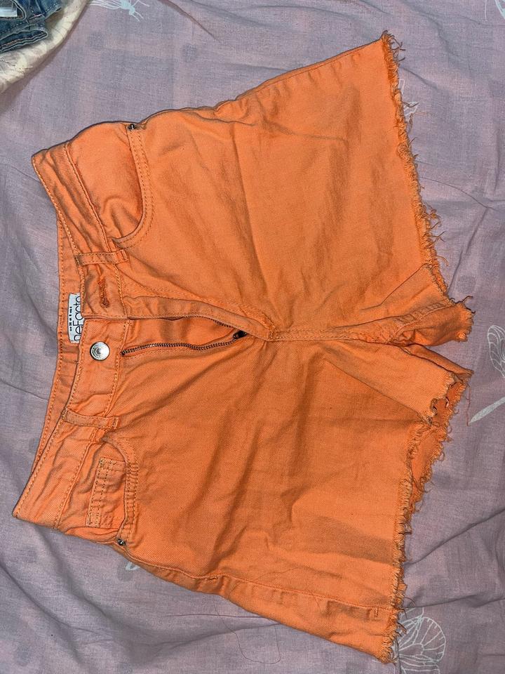 Шорты джинсовые