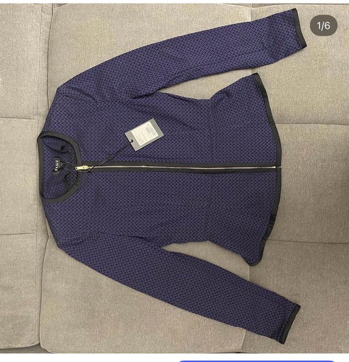 Новый жакет DKNY