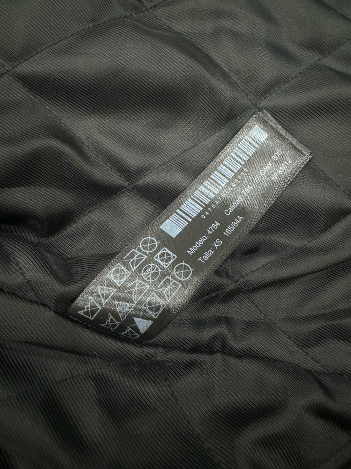 Кожаная куртка Massimo dutti