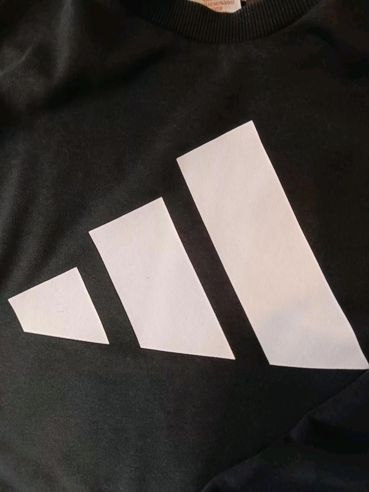 Костюм спортивный Adidas 170-176 cm