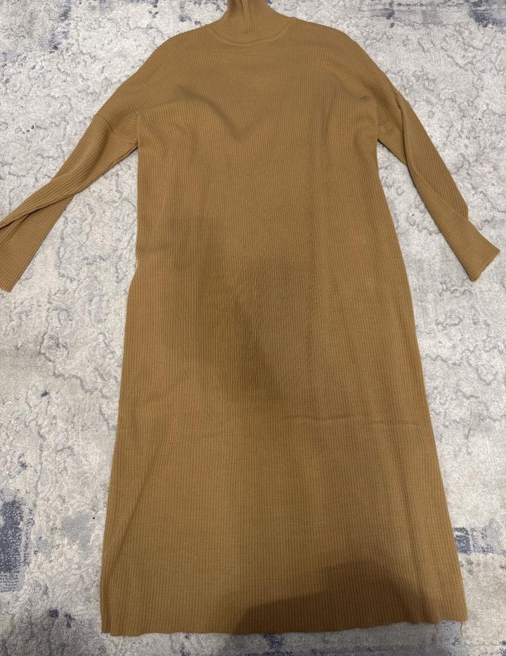 Продам теплое платье