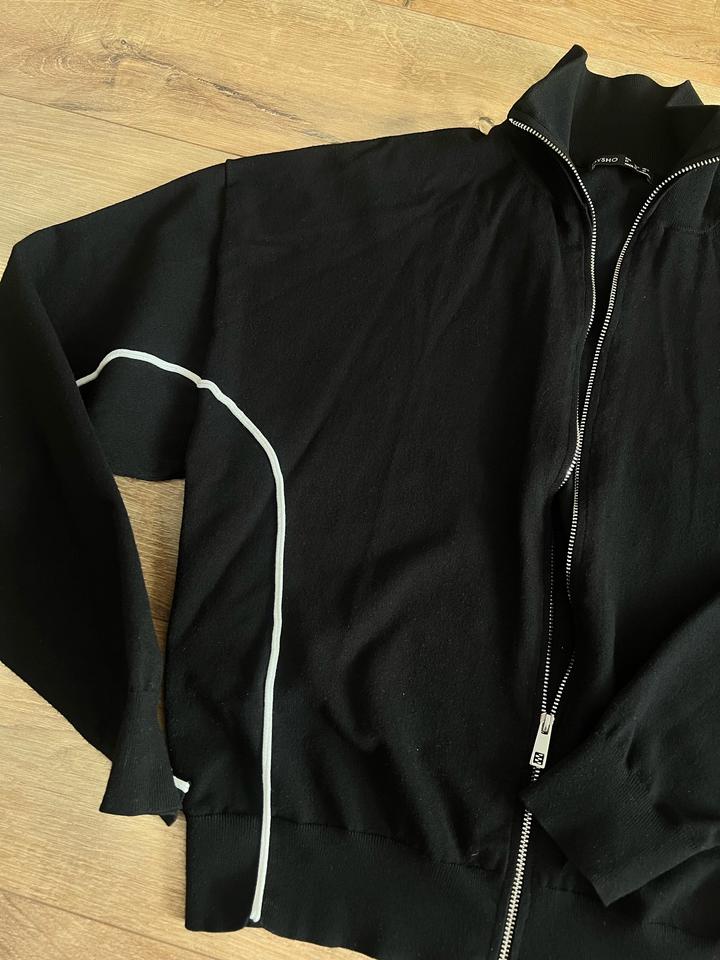 Черная трикотажная олимпийка Oysho