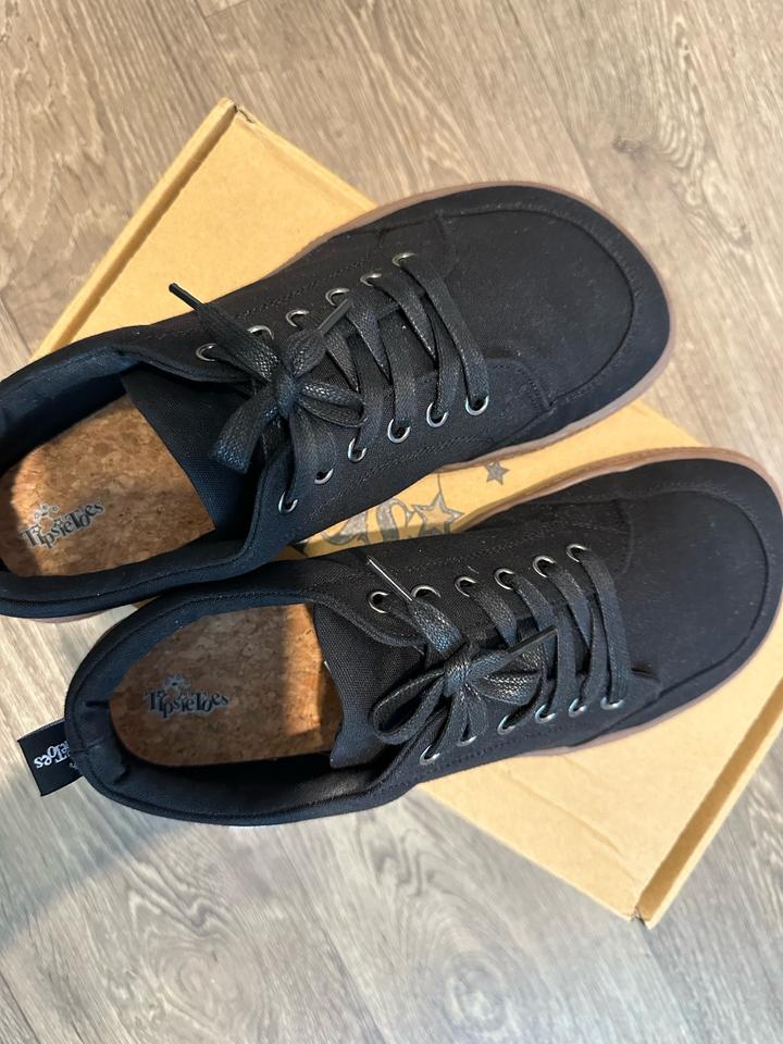 Босоногая, анатомическая обувь, унисекс.