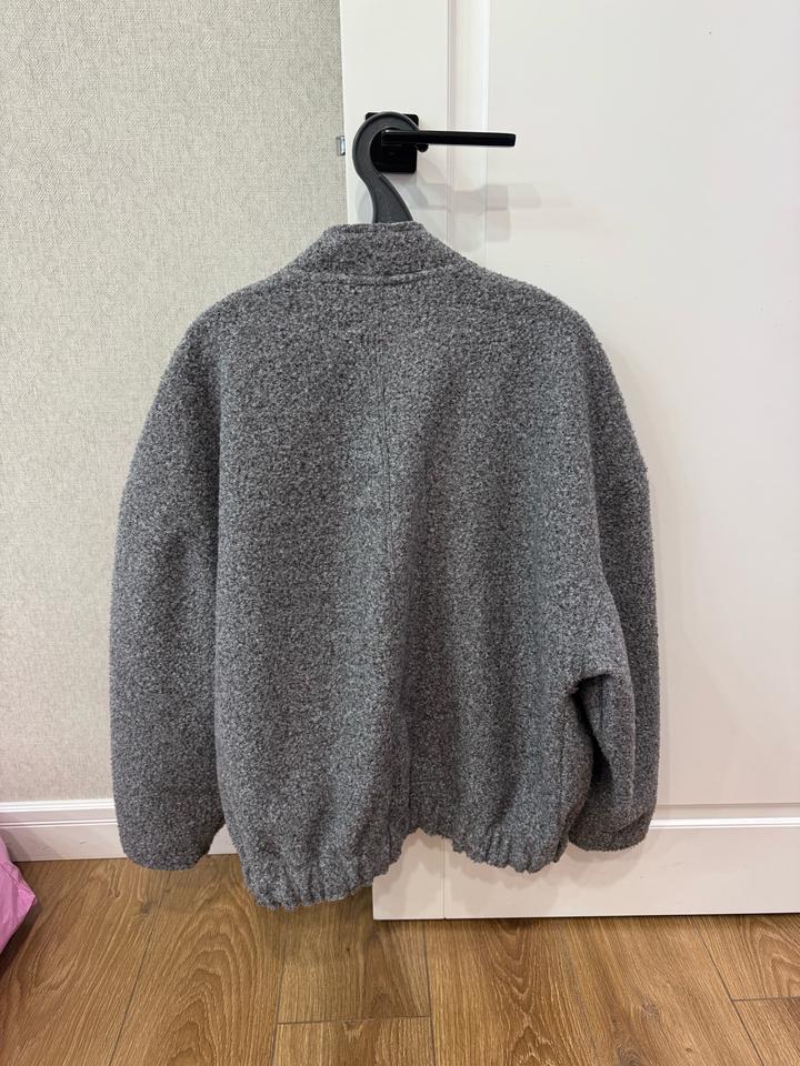 Бомбер под Zara