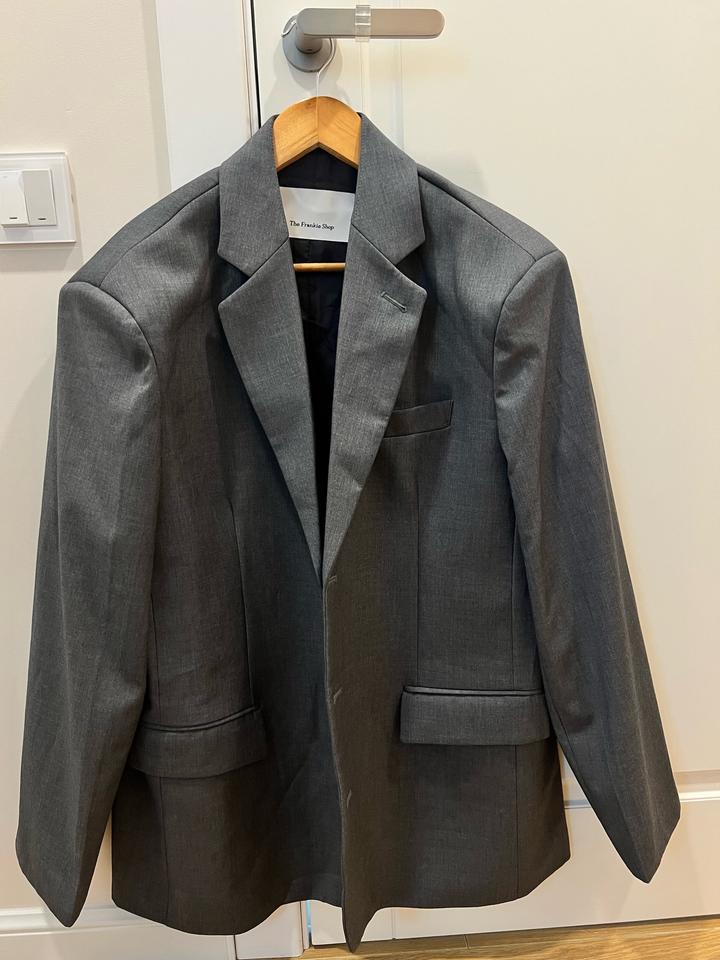 Пиджак the Frankie Shop