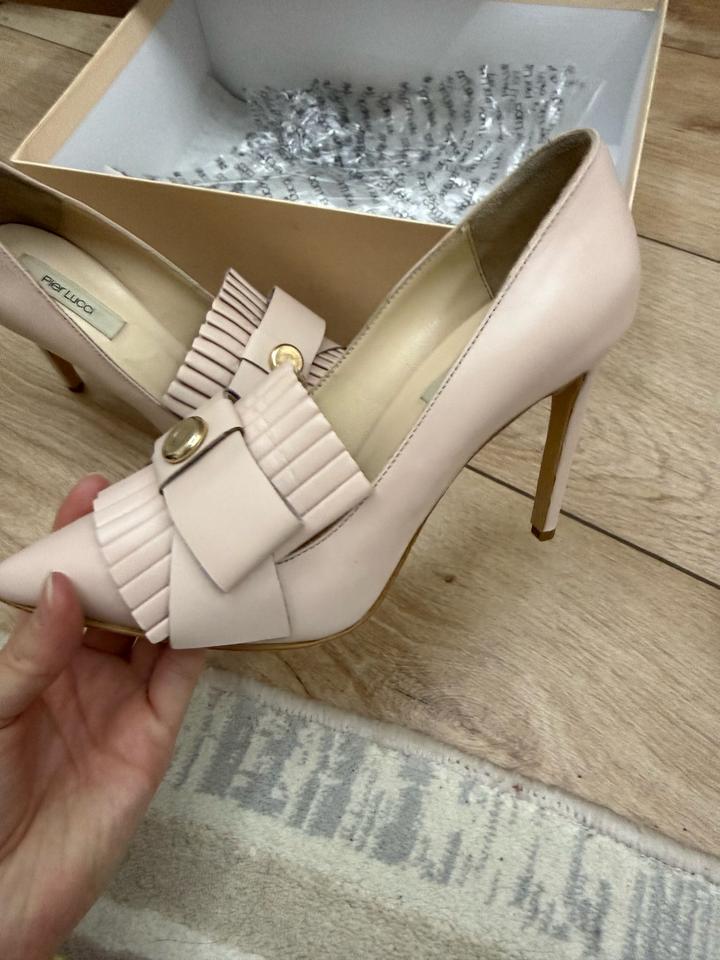 Продам обувь pier lucci!