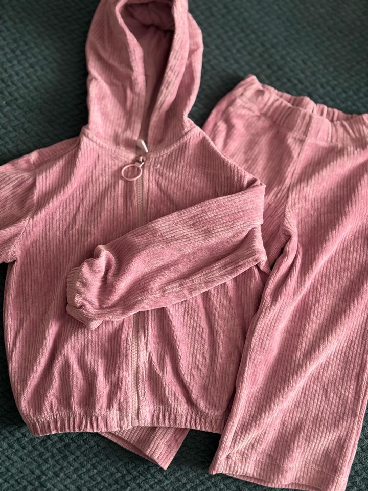 Спортивный костюм Sela