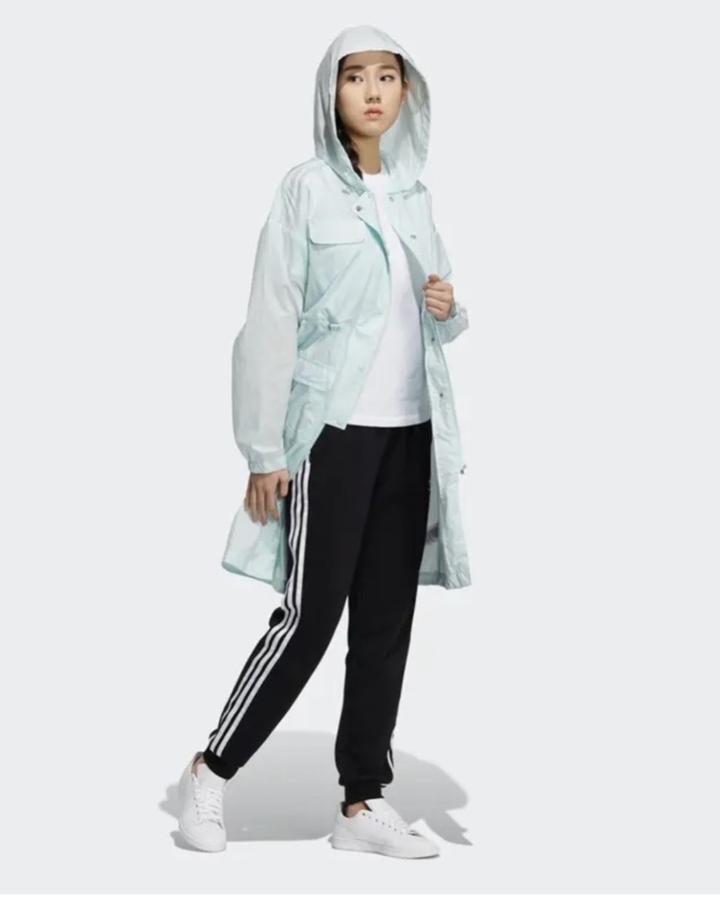 Плащ женский