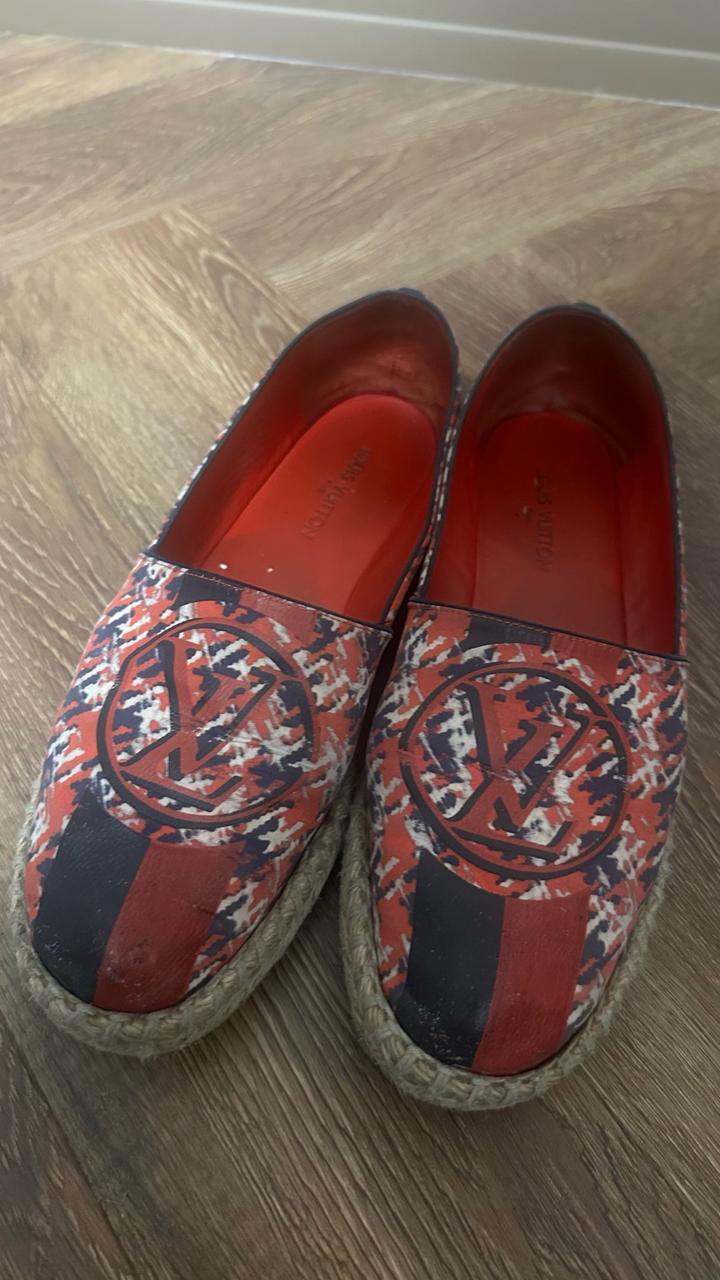 Эспадрильи LV