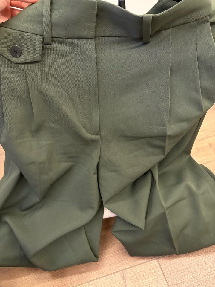 Классические брюки от Massimo Dutti