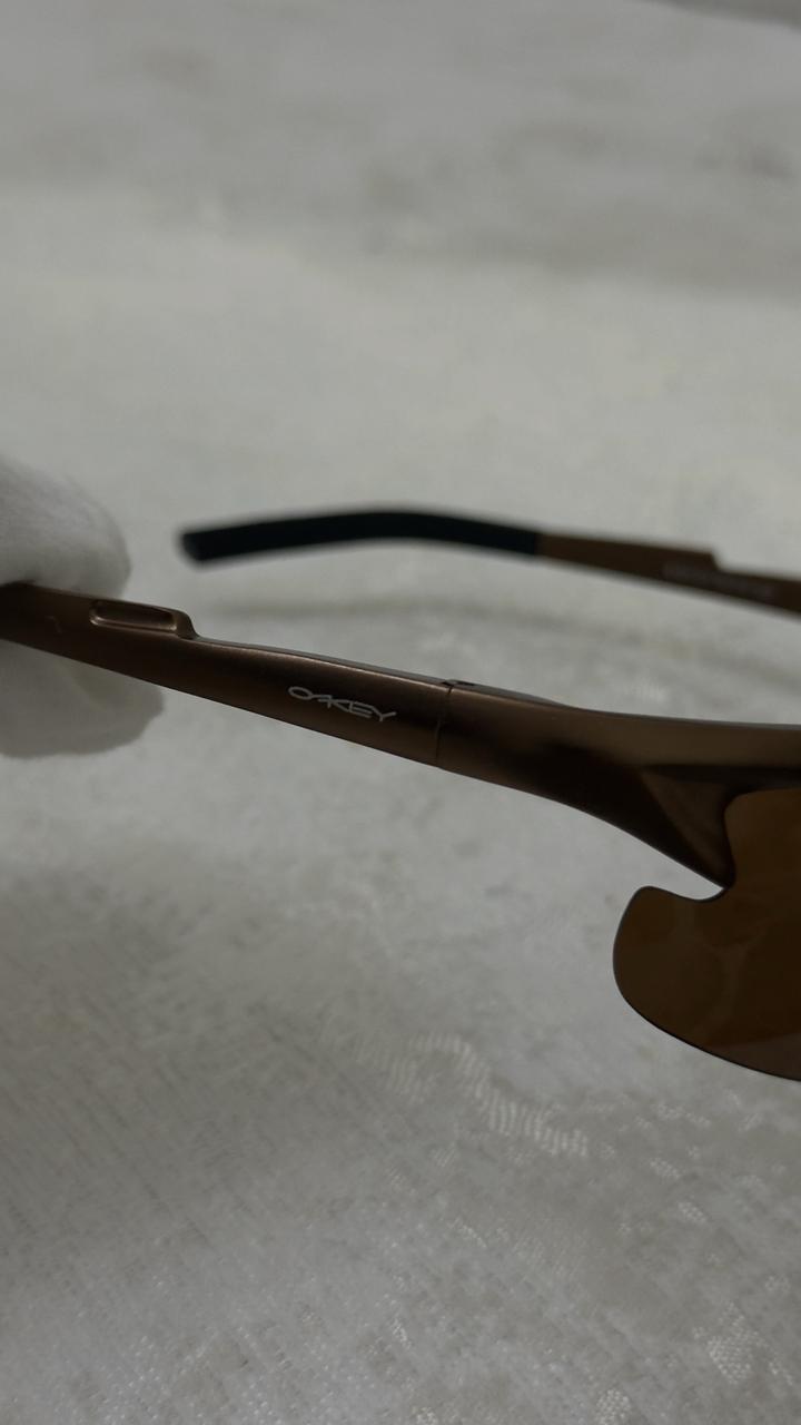 Очки Oakley
