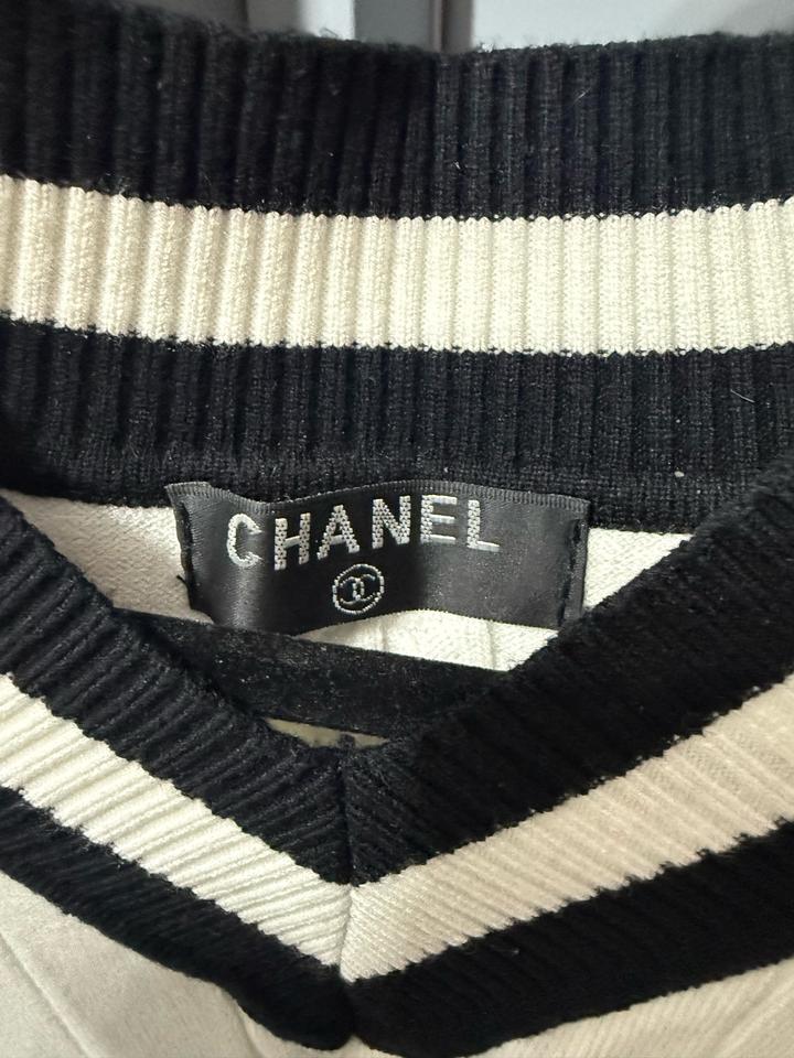 Свитер под Шанель