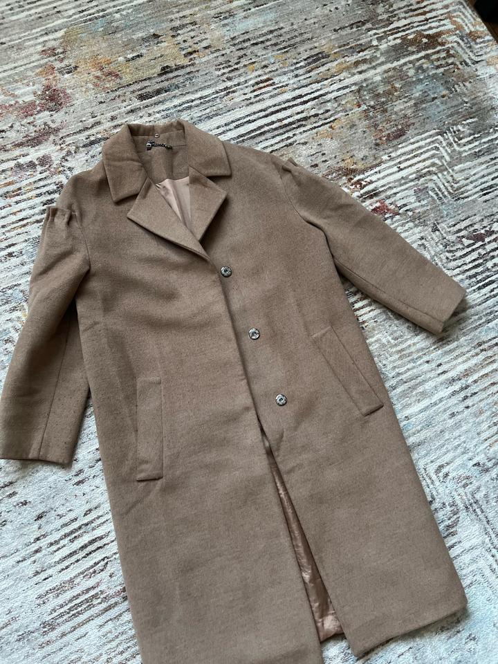 Пальто на весну отличного качества